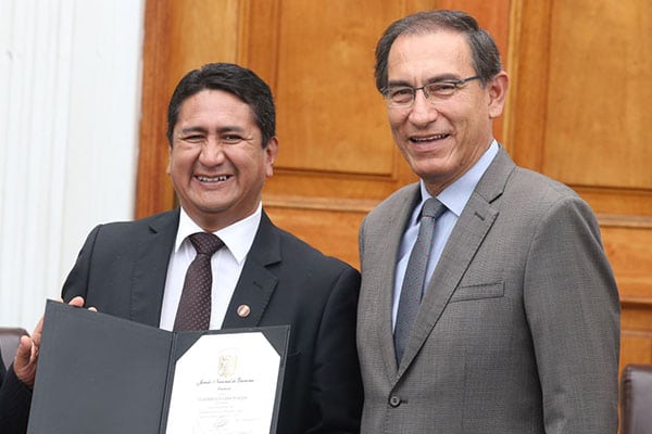 Vladimir-Cerron-y-Martin-Vizcarra.jpg
