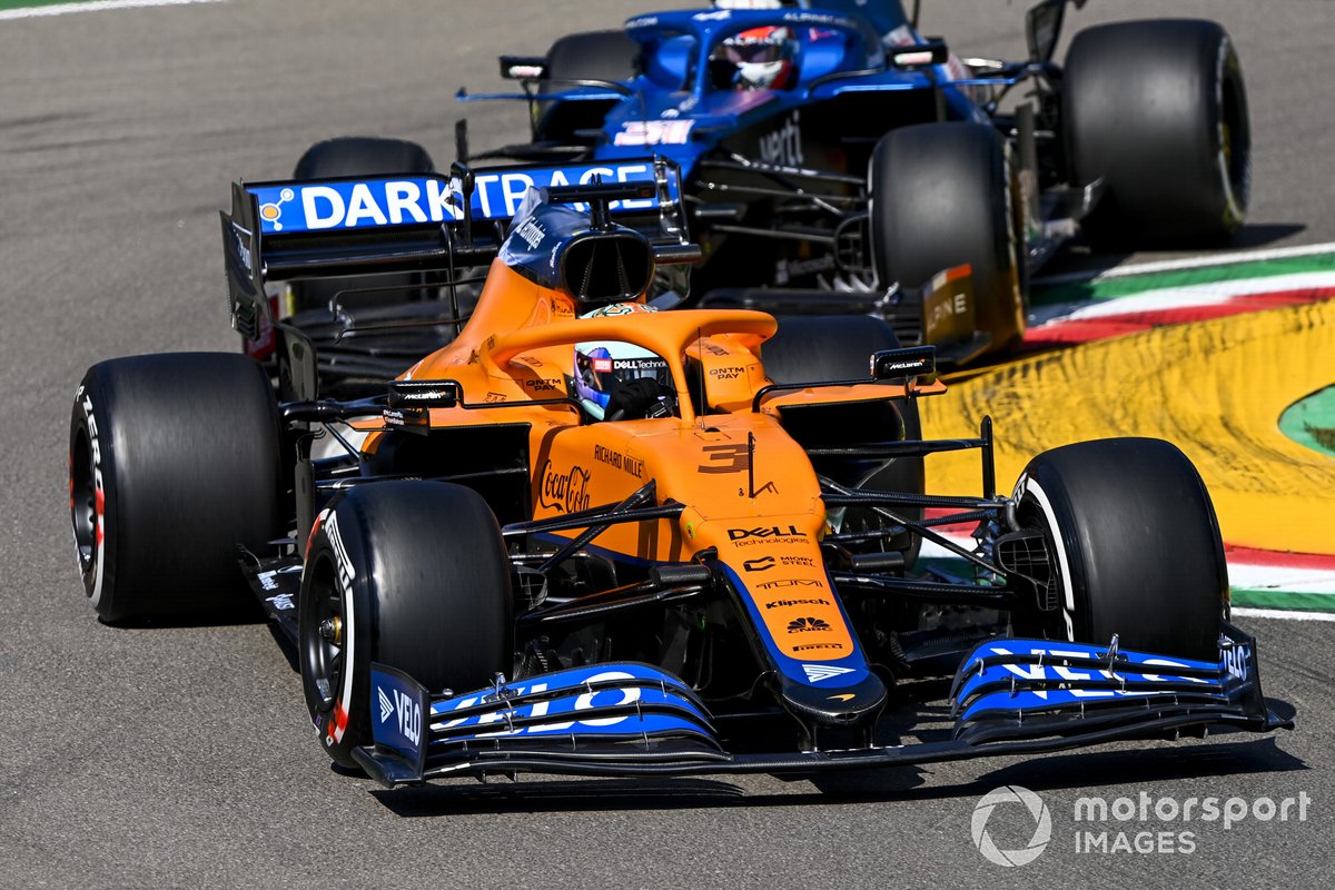daniel-ricciardo-mclaren-mcl35-1.jpg