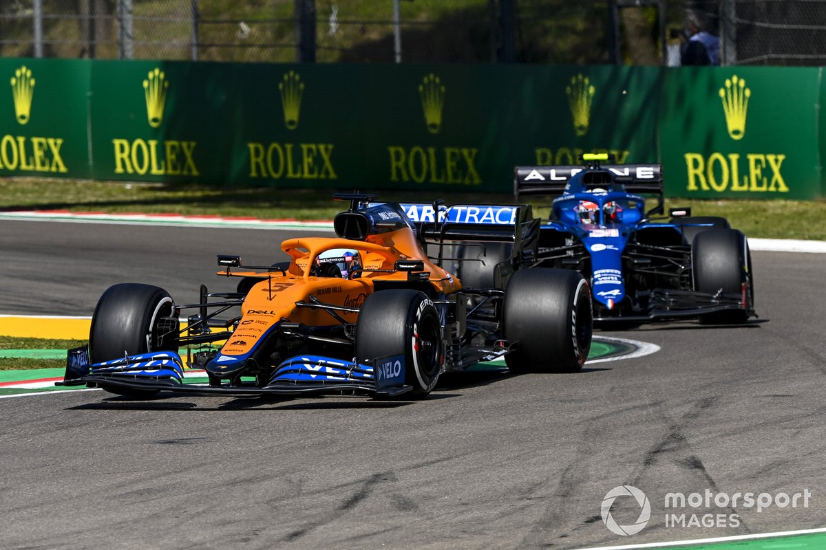 daniel-ricciardo-mclaren-mcl35-1.jpg